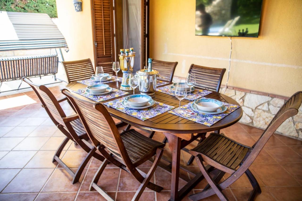 Dimora Fanale, Villa Esclusiva Con Piscina Privata - Fanale Rentals Альтавілла-Мілічія Екстер'єр фото